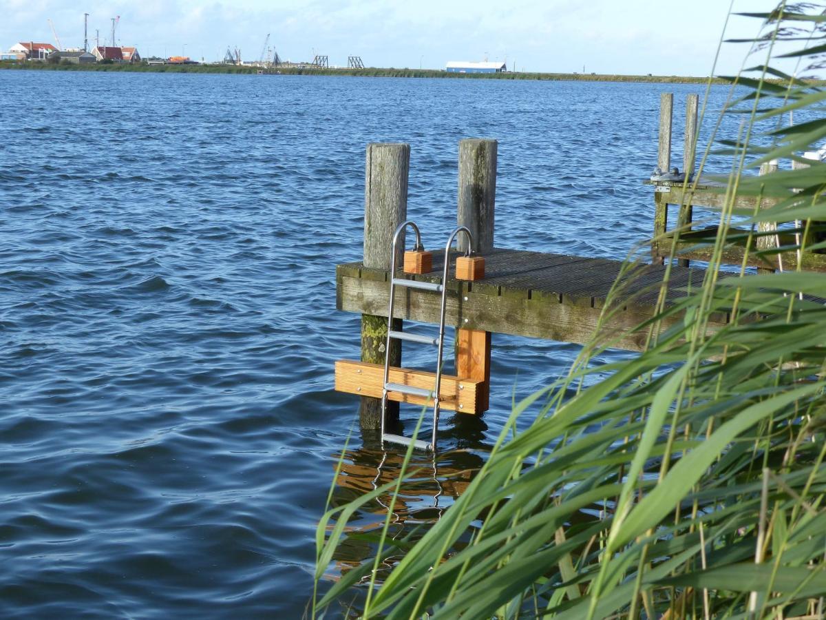Wierhooft 21 Den Oever Bagian luar foto